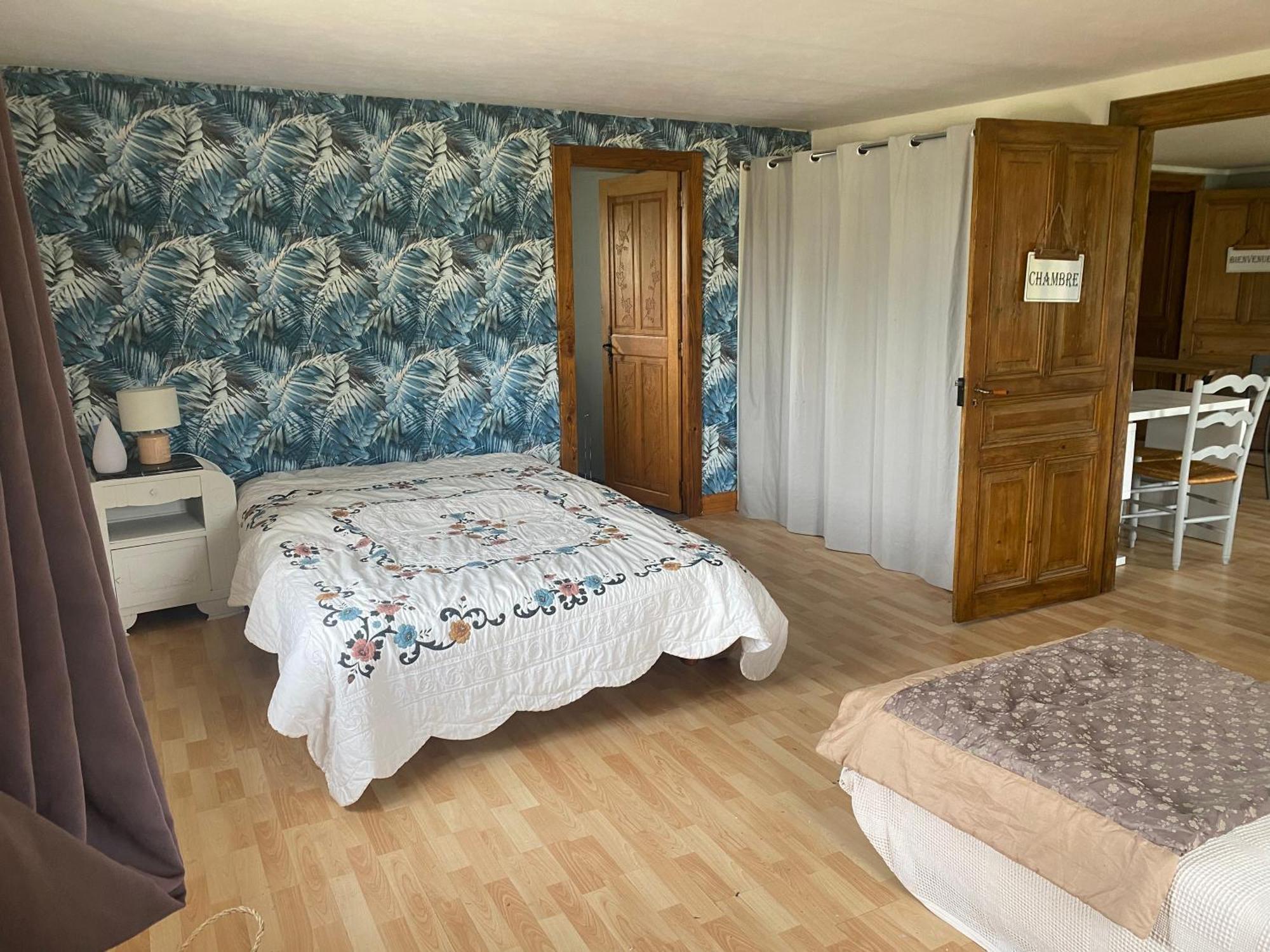 Hotel Le Clos Fleuri Revisite Champagney Exterior foto
